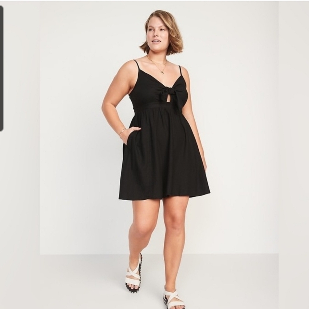 Old Navy Tie Front Black Dress
